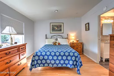 1640 N La Canoa, Green Valley, AZ 85614 - Photo 8