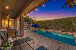 2445 E Sky Creek Dr, Green Valley, AZ 85614 - Photo 14