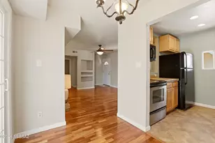 1600 N Wilmot Rd, Tucson, AZ 85712 - Photo 10