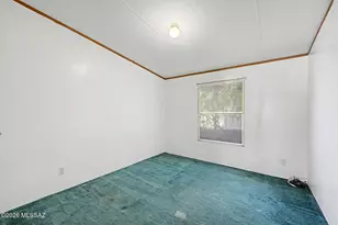 2870 E Cottonwood Club Ln, Tucson, AZ 85706 - Photo 16