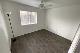1865 W La Osa St, Tucson, AZ 85705 - Photo 8