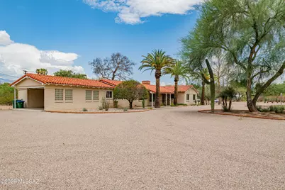 6491 E Santa Aurelia Street, Tucson, AZ 85715 - Photo 2