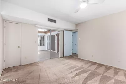 8342 E Cypress Point Lane, Tucson, AZ 85710 - Photo 14