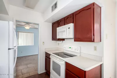 8342 E Cypress Point Lane, Tucson, AZ 85710 - Photo 4