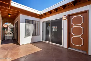 8342 E Cypress Point Ln, Tucson, AZ 85710 - Photo 24