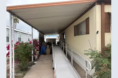 4001 E Blacklidge Drive #4, Tucson, AZ 85712 - Photo 4