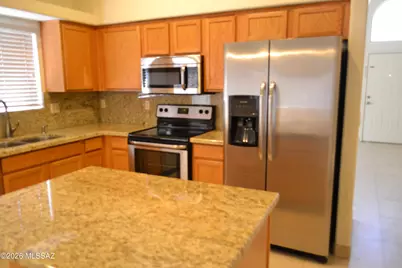 335 E Camino Del Abeto, Sahuarita, AZ 85629 - Photo 6