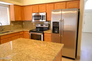 335 E Camino Del Abeto, Sahuarita, AZ 85629 - Photo 6