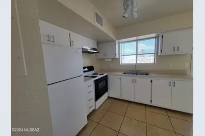 345 E Glenn Street #3, Tucson, AZ 85705 - Photo 2