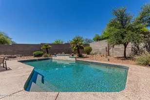 1382 W Sundial Pl, Oro Valley, AZ 85737 - Photo 4