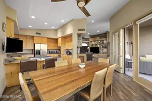 6384 N Desert Wind Cir, Tucson, AZ 85750 - Photo 6