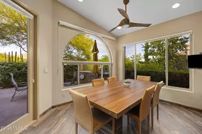 6384 N Desert Wind Circle, Tucson, AZ 85750 - Photo 18