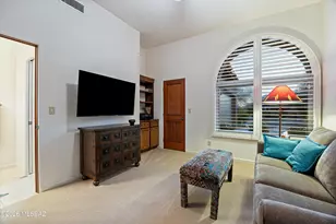 6384 N Desert Wind Cir, Tucson, AZ 85750 - Photo 32