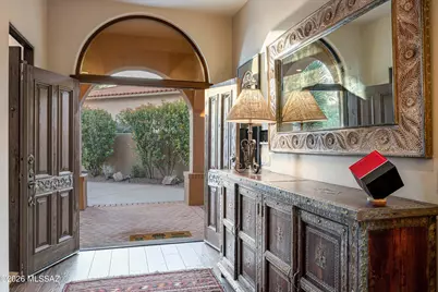 6384 N Desert Wind Circle, Tucson, AZ 85750 - Photo 12