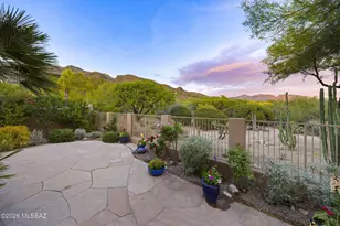 6384 N Desert Wind Cir, Tucson, AZ 85750 - Photo 8