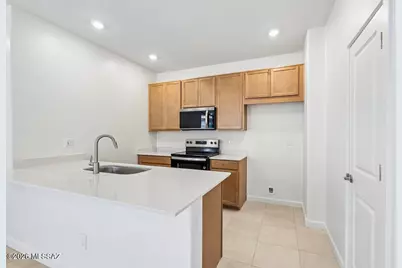 12388 N Bella Victoria Road, Marana, AZ 85658 - Photo 4