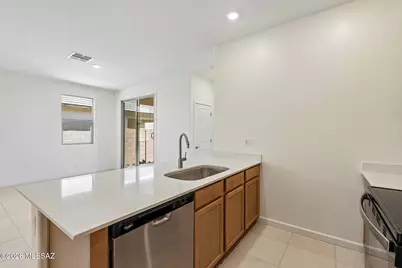 12388 N Bella Victoria Road, Marana, AZ 85658 - Photo 6