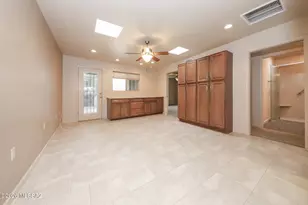 433 N Calle Del Diablo, Green Valley, AZ 85614 - Photo 10