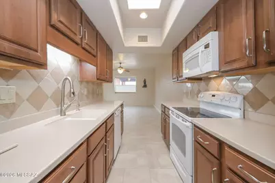 433 N Calle Del Diablo, Green Valley, AZ 85614 - Photo 8