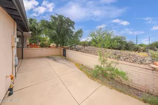 433 N Calle Del Diablo, Green Valley, AZ 85614 - Photo 24