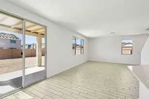 949 W Calle Cuarzo, Sahuarita, AZ 85629 - Photo 2