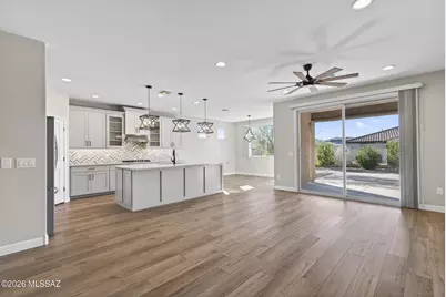 11485 N Desert Calico Loop, Oro Valley, AZ 85742 - Photo 2