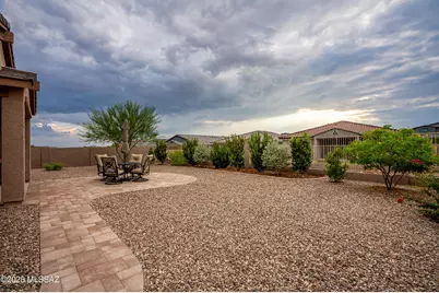 11485 N Desert Calico Loop, Oro Valley, AZ 85742 - Photo 32