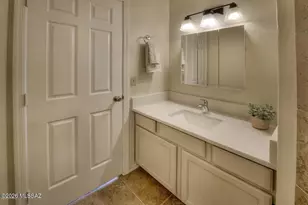 6655 N Canyon Crest Dr, Tucson, AZ 85750 - Photo 16