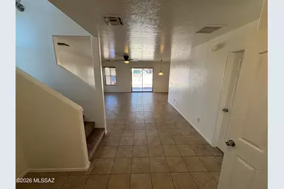 770 W Firehawk Drive, Green Valley, AZ 85614 - Photo 2
