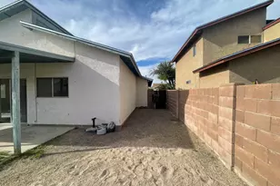 9368 N Hampshire Dr, Tucson, AZ 85742 - Photo 18
