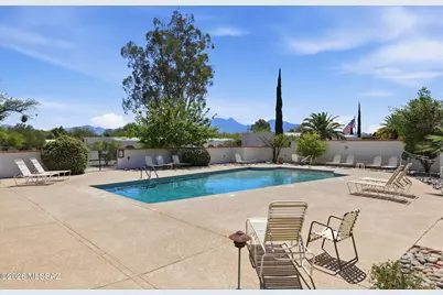 436 S Paseo Madera #B, Green Valley, AZ 85614 - Photo 2