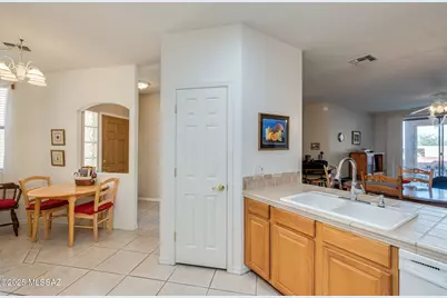 1224 N Laramie Lane, Green Valley, AZ 85614 - Photo 4