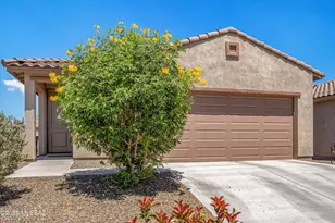 958 W Calle Las Varitas, Sahuarita, AZ 85629 - Photo 2