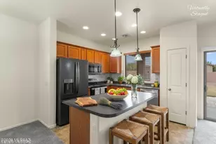 12097 W Hailey Ln, Marana, AZ 85653 - Photo 2