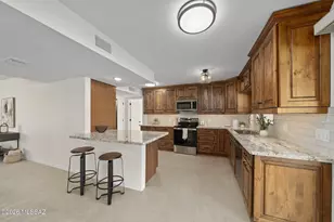 9501 E Quiet Pl, Tucson, AZ 85749 - Photo 12