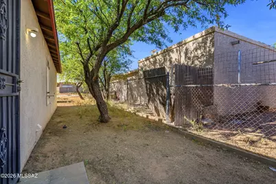 1044 E 27th Street, Tucson, AZ 85713 - Photo 16