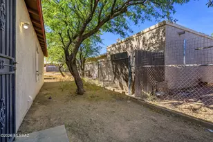 1044 E 27th St, Tucson, AZ 85713 - Photo 16