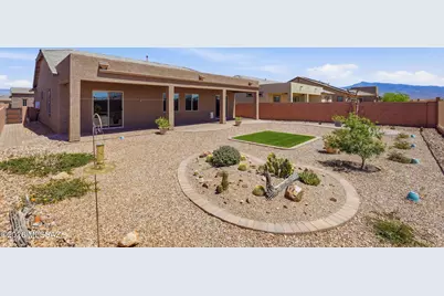 12736 E Prairie Aster Lane, Tucson, AZ 85747 - Photo 2