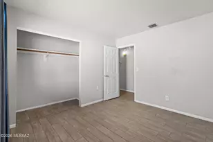 9876 N Longford Dr, Tucson, AZ 85742 - Photo 26