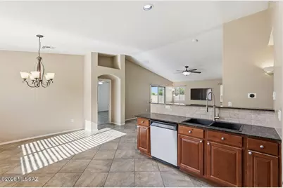 14257 E Camino Murcia, Tucson, AZ 85747 - Photo 8