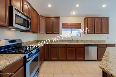 369 W Woodward Street, Vail, AZ 85641 - Photo 14