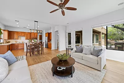 11946 N Copper Sky Place, Oro Valley, AZ 85737 - Photo 4