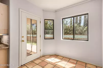 7 W Roma Drive, Tucson, AZ 85737 - Photo 10