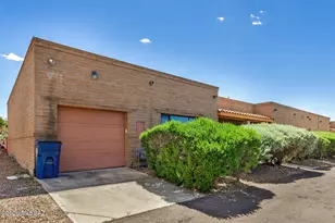 7 W Roma Dr, Tucson, AZ 85737 - Photo 4