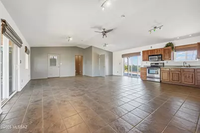 25265 E Tonopah Trail, Benson, AZ 85602 - Photo 18