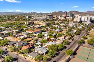 634 E 8th St, Tucson, AZ 85705 - Photo 6