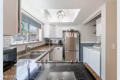 933 E Mesquite Drive, Tucson, AZ 85719 - Photo 4