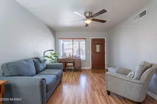 933 E Mesquite Dr, Tucson, AZ 85719 - Photo 2