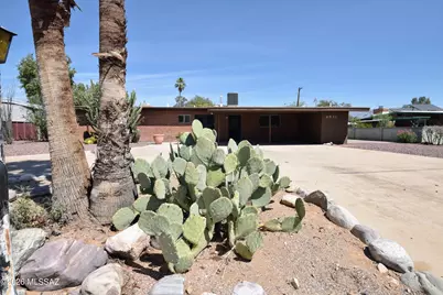 6931 E 3rd Street, Tucson, AZ 85710 - Photo 2