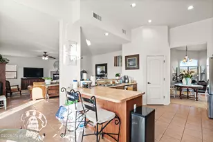 7975 N Higgins Feather Dr, Tucson, AZ 85743 - Photo 10